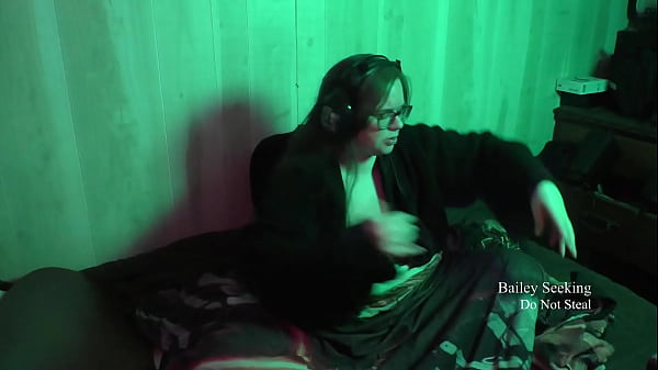 Nonton Naked Haunting Of Castle Malloy Playthrough Part 3 thumbnail