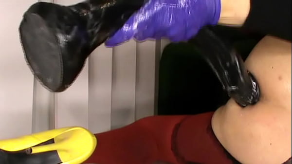 Enorme dildoanale nero da 50 Cm 2D