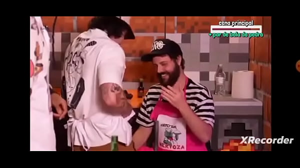 Orochinho do canal orochidois mostra ovo 