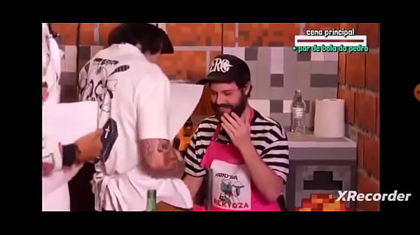 Orochinho do canal orochidois mostra ovo 