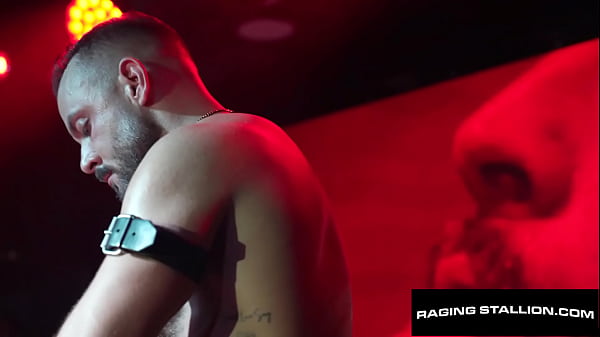 Sir Peter & John Thomas Fucking Hard Live thumbnail