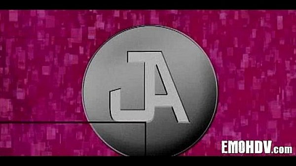 Nonton Emo Girl Gets Fucked 174 thumbnail