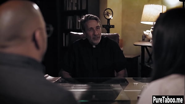 Sexy babe rode big hard penis