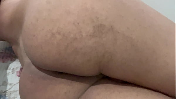 Play MP4 - Exibindo o cuzinho