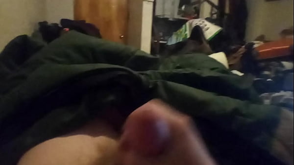 Jerking off til I blow my load