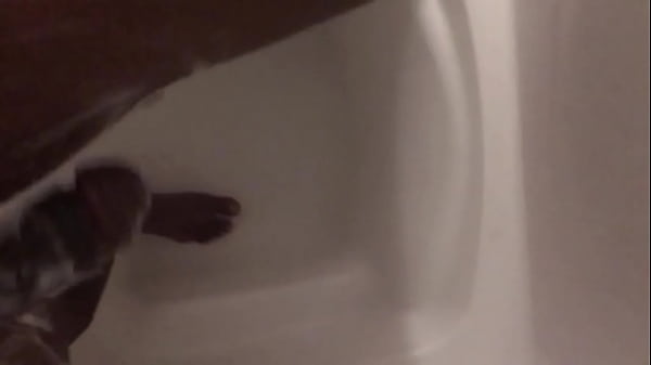 Dam luckyu soapyshower_BBC