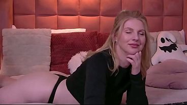 Olivia-Onyas-Live-Chatroom-Just Typin & Teasin 2025-07-27 