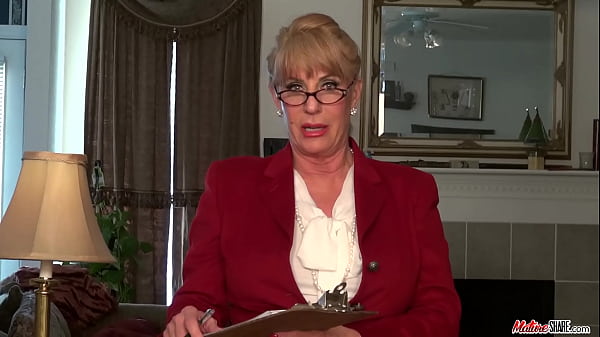 Aroused Office Lady Feels Insanely Horny And Ready To Play thumbnail