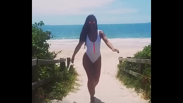 Modelo Argentina con un gran culo.