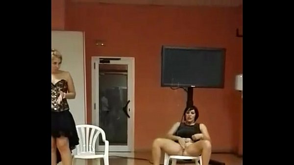 Play MP4 - Clase de Masturbacion "spiderman" para lograr eyaculacion femenina