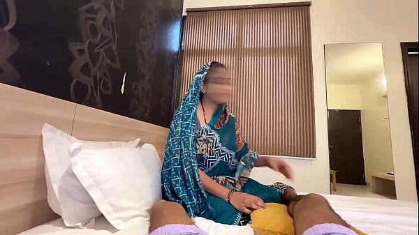 Sasur ji teased newly married bahu, then fucked her hard Hindi audio 
