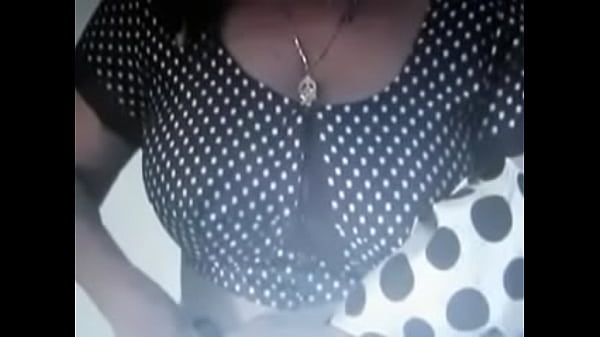 My Amma dress change