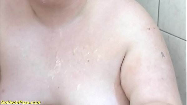 Play MP4 - extreme fat stepsister has all holes open