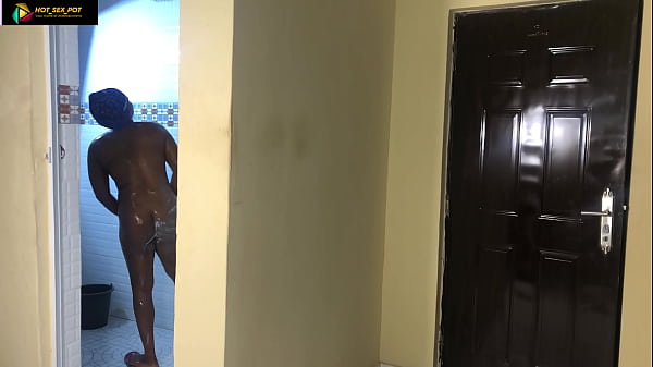 Nonton She Allowed thumbnail