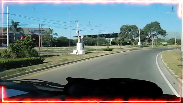 Regresando De Una Despedida De Soltero Donde Atend&iacute;o A Varios, Contenta Se Pone A Chupar Pija Como Loca, A Su Manejador ,completo thumbnail