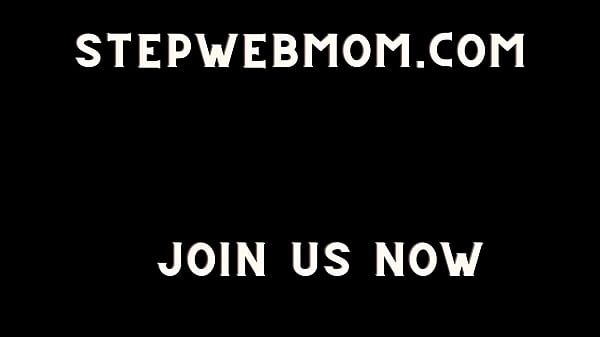 Nonton Stepsis Is So Horny She Can't Resist Her Stepbro Dick - Stepwebmom.com thumbnail