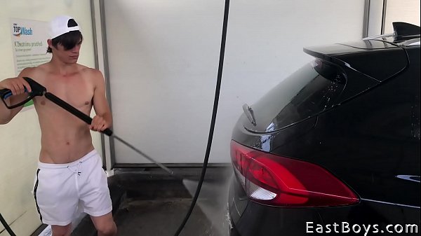 Play MP4 - Summer Handjob