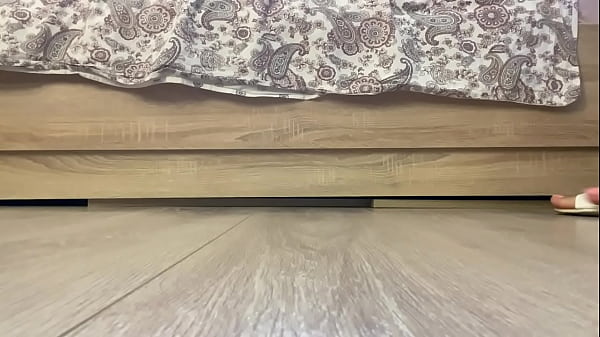 Nonton Feetgirl.01 Size 13 Us/ 44 Eu Feet thumbnail