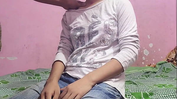 कविता भाभी की चूत देखकर मन नहीं माना और चोद दिया 