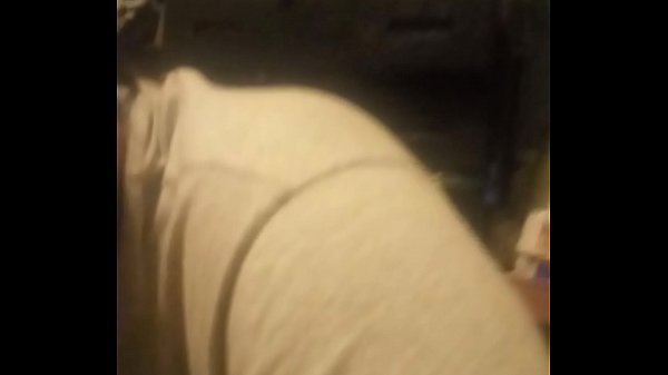 Play MP4 - Renee Cheeks giving head till nut