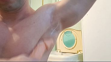 Play MP4 - F&eacute;tichise masturbation aisselle