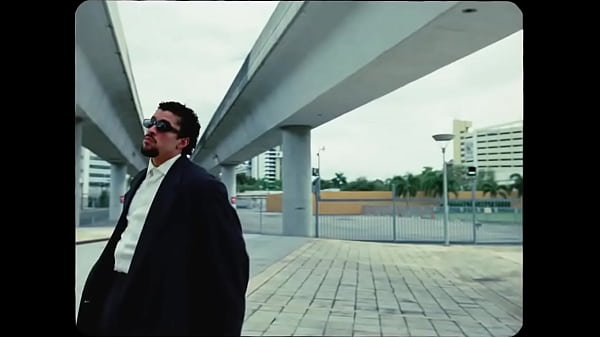 BAD BUNNY BOKeTE Video Oficial DeBÍ_TiRAR MáS FOToS