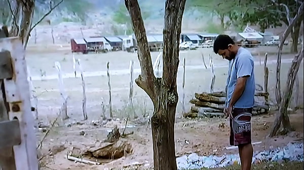 Play MP4 - Pauz&atilde;o do Juliano mijando&period;