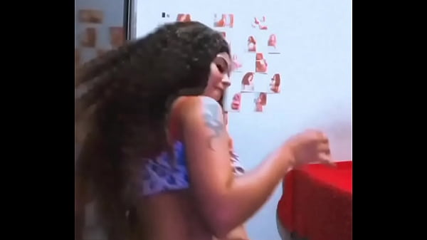 A Vadia Da Marian Gabriela Rebolando thumbnail