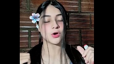 Colombiana Se Masturba Con Su Vecino thumbnail