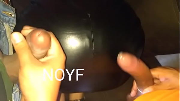 Play MP4 - Mi esposa con dos pitos en su culo