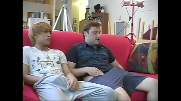 Bear And Asian Dude Fuck thumbnail