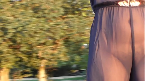 Play MP4 - Hairy mature in transparent