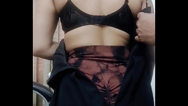 Beautifull office secretary fuckby her_boss