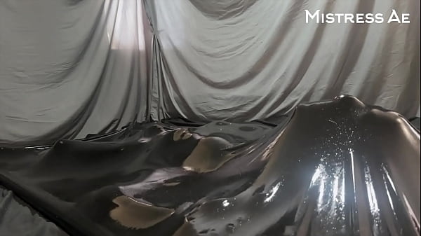 Nonton Vacbed Seduction: Mistressae On Top thumbnail