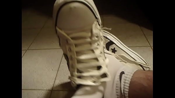 my cons &amp_ my feet