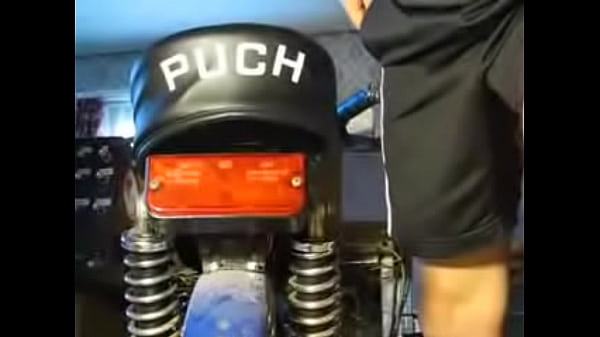 Play MP4 - Massaging the prostate