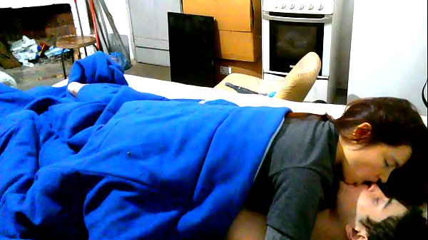 Play MP4 - Couple creampie home video