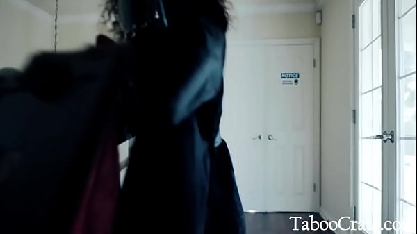 Ebony_Wife Cheats On Covid_Positive Husband With Delivery Man