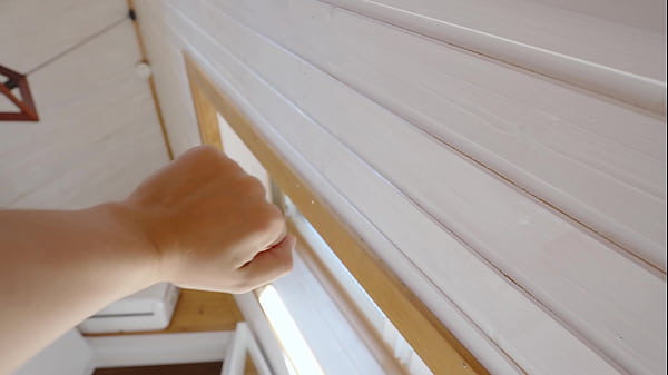 Nonton Naughty Girl Woke Up Her Stepbrother With Moans And Was Caught For It thumbnail