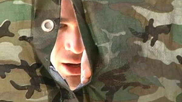 bzv kerry louise clip2 01 