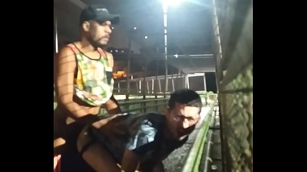 Branquinho Safado Mamando Em Publico thumbnail