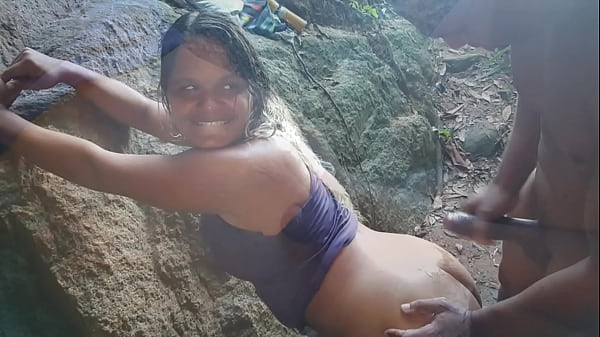 So as gostosas na pedra