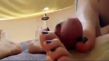 Master Wanted Me This Way With My Toes thumbnail