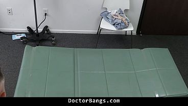 Treating Her Back Pain with A Hardcore Session Where She Gets on Top - Doctorbangs 