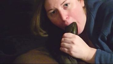 Hot bbw sucking black cock for a facial 