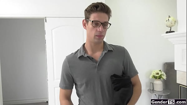 Play MP4 - GenderTS&period;com - Shemale stepmom Alexa Scout anal riding