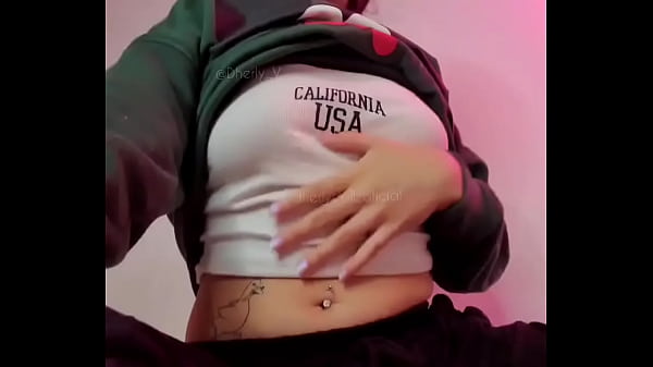 Nonton Que Nota Voc&ecirc; Da Pros Meus Peitos Amor?? thumbnail