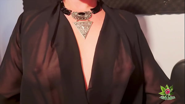 Nonton Safada Batendo Uma Pra Mim At&eacute; Tomar Leitinho thumbnail