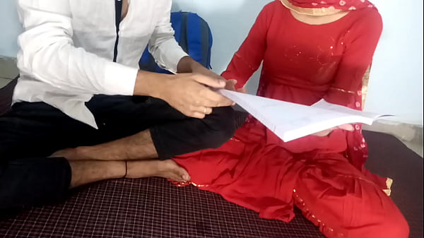 Play MP4 - Student and teacher enjoying in tution