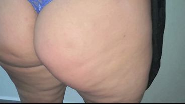 Mature big butt housewife seducing sending sensual strip dance videosfor husbands friends